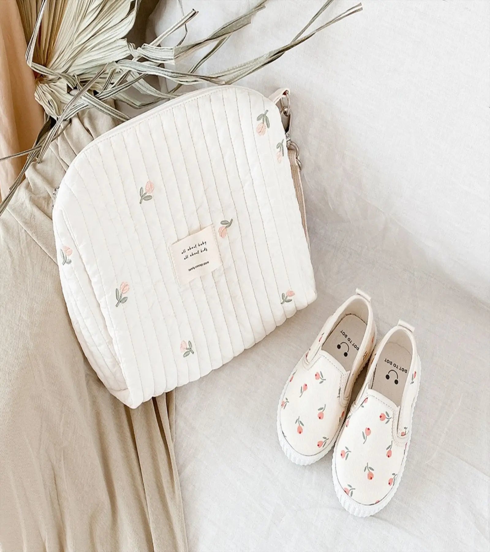 Sac à Langer Maternité en Cuir Synthétique - Chic et Pratique pour Maman